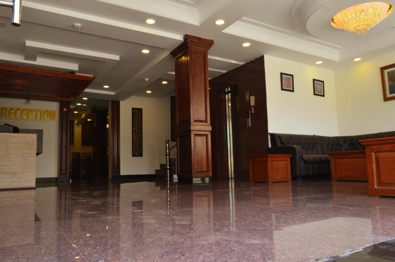 Hotel The Valley View Kashmir Srīnagar Kültér fotó